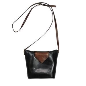 1970s Vintage Mateus Black and Brown Leather Crossbody Bag Made in Florence